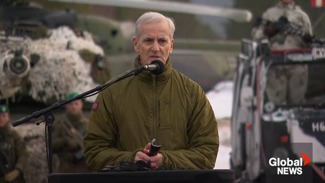 Click to play video: 'Carney says Canada ‘fully prepared’ to defend the Arctic in response to Greenland question'