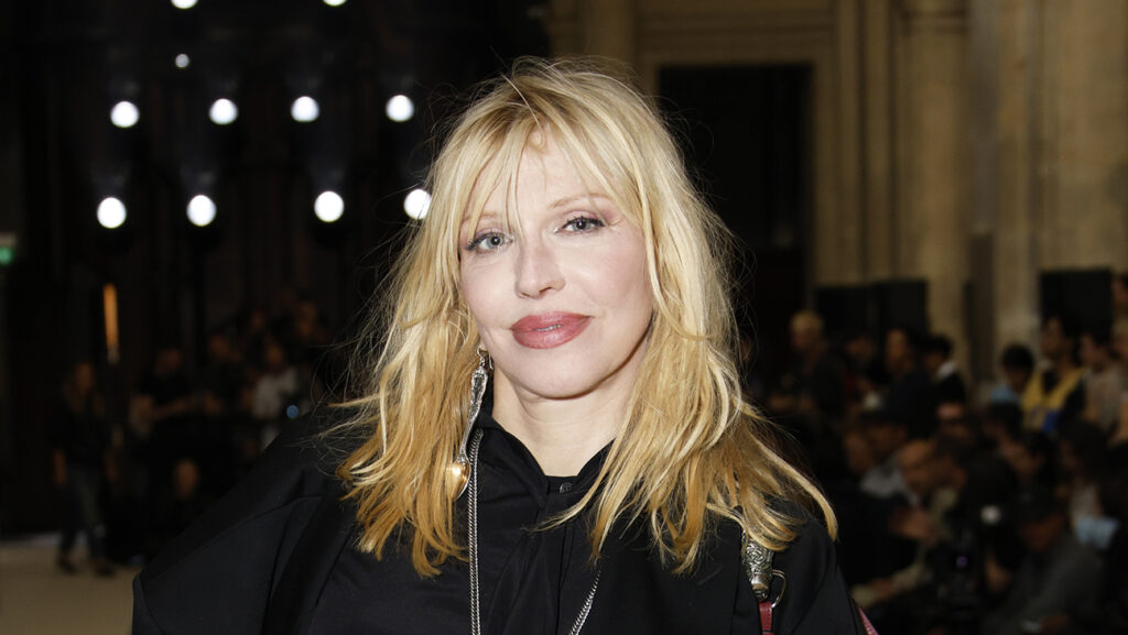 Courtney Love Reveals Doctors Told Her She “Was Going to Die” in 2019: “My Body Just Exploded” Courtney Love Reveals Doctors Told Her She “Was Going to Die” in 2019: “My Body Just Exploded”