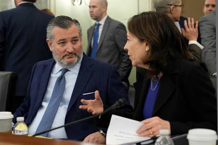 SEC, Big Ten add long-missing support to college sports bill and revive its chances in the Senate SEC, Big Ten add long-missing support to college sports bill and revive its chances in the Senate