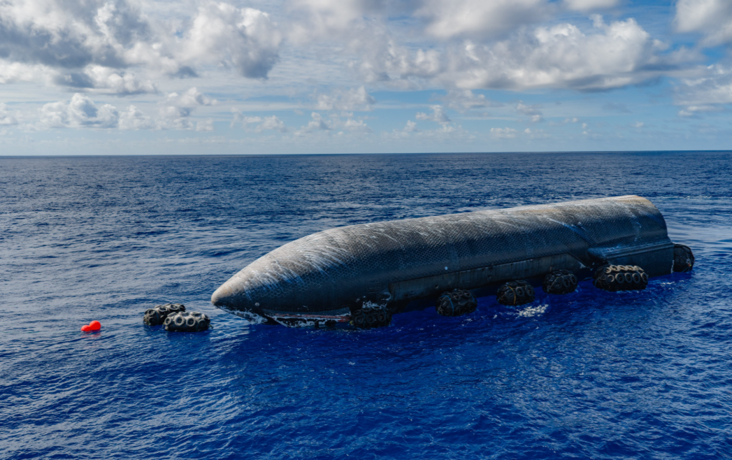 Flight 13_Starship in the Indian Ocean