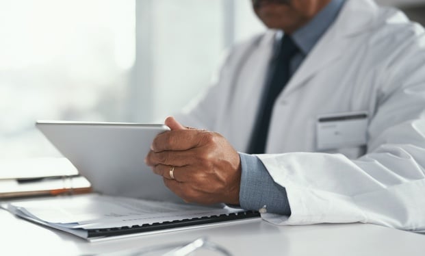When Patients Read Radiology Reports First When Patients Read Radiology Reports First