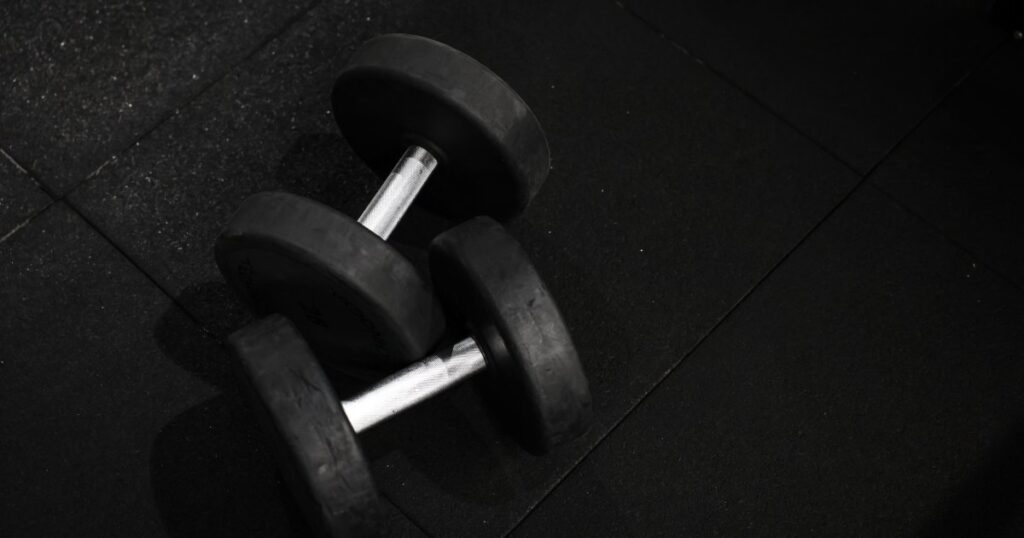 How to Start Strength Training Again After Years Away From the Gym Without Getting Hurt How to Start Strength Training Again After Years Away From the Gym Without Getting Hurt