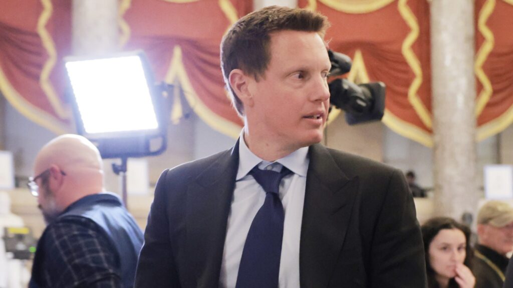 Would David Ellison Really Just Pick Up His Hollywood Studios and Leave California? Would David Ellison Really Just Pick Up His Hollywood Studios and Leave California?
