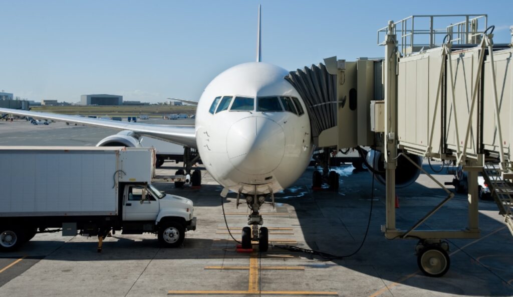 Over 820 flights delayed, 50 canceled amid widespread U.S. travel disruptions Over 820 flights delayed, 50 canceled amid widespread U.S. travel disruptions