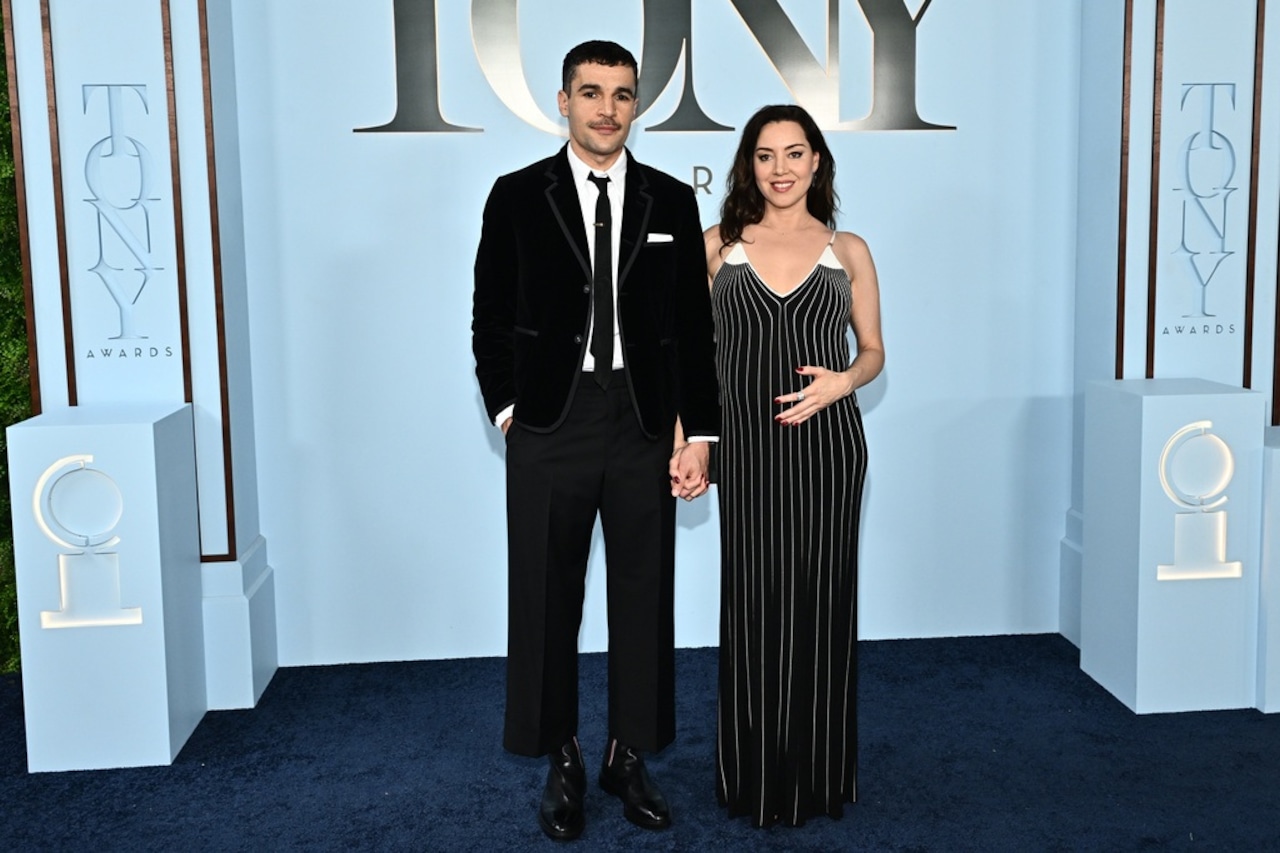 Christopher Abbott, left, and Aubrey Plaza