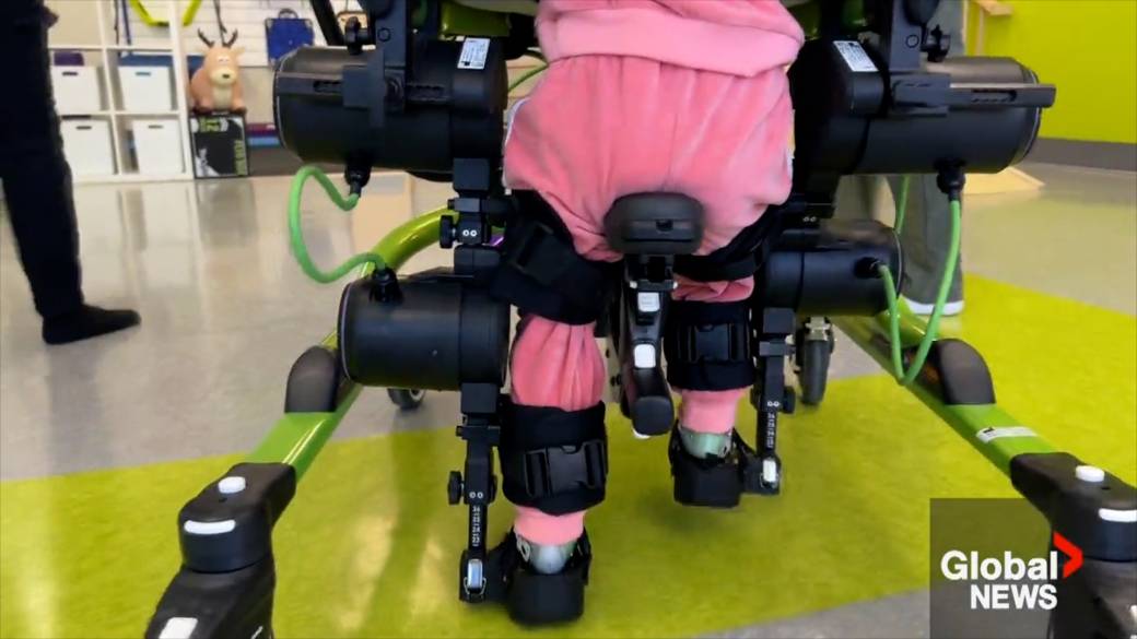 Click to play video: 'Robotic device helps Quebec children walk'