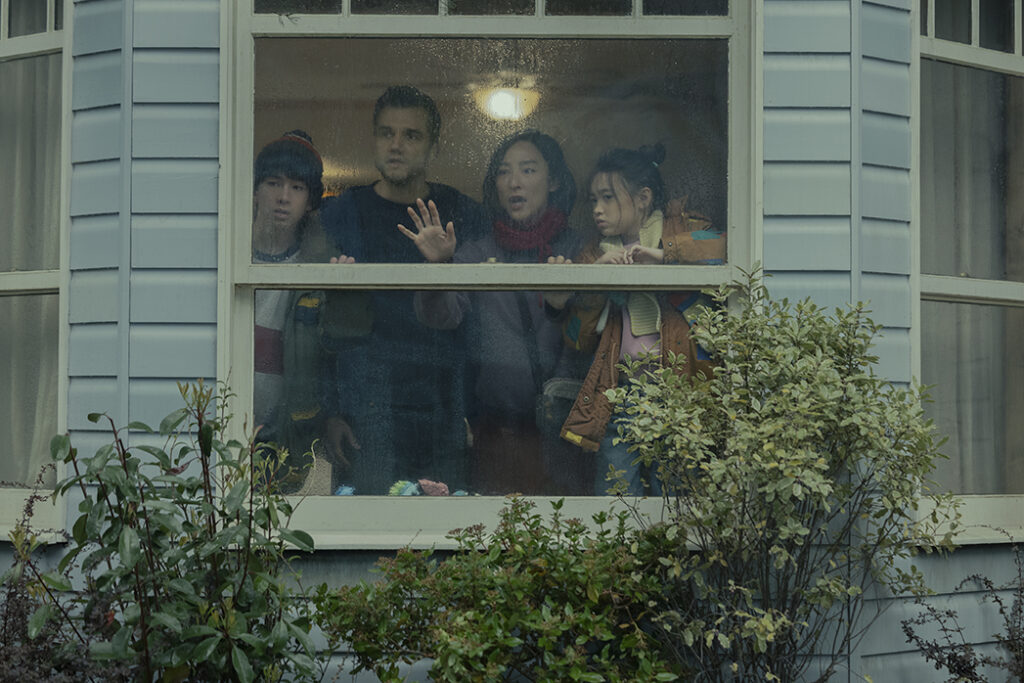 ‘The Last House’ Review: Greta Lee and Wagner Moura in a Claustrophobic Netflix Thriller Most Effective While the Threat Remains Unknown ‘The Last House’ Review: Greta Lee and Wagner Moura in a Claustrophobic Netflix Thriller Most Effective While the Threat Remains Unknown