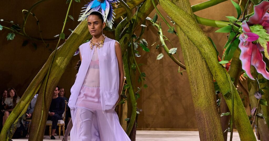 Chanel Sales Up 16% in First Half Chanel Sales Up 16% in First Half
