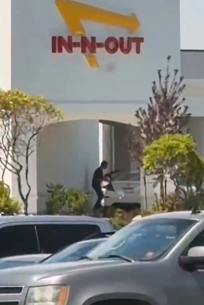 Idaho fast food restaurant shooting leaves 3 dead and 7 injured, city spokesman says Idaho fast food restaurant shooting leaves 3 dead and 7 injured, city spokesman says