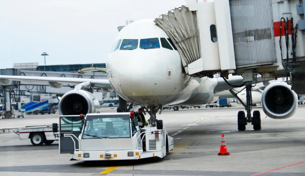 Over 1,904 flights delayed, 652 canceled amid widespread U.S. travel disruptions Over 1,904 flights delayed, 652 canceled amid widespread U.S. travel disruptions