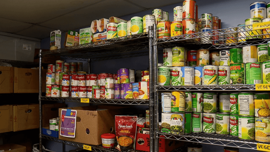 As SNAP enrollment drops, western North Carolina food pantries see surge in demand As SNAP enrollment drops, western North Carolina food pantries see surge in demand