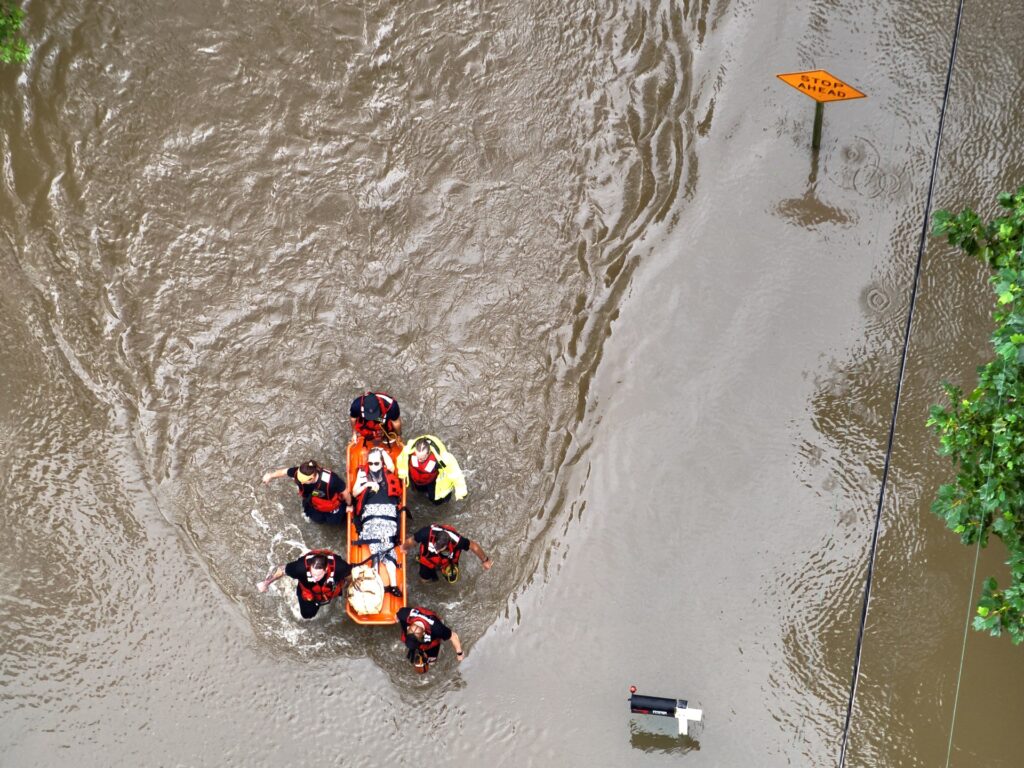 At least five reported dead amid flooding in US state of Indiana At least five reported dead amid flooding in US state of Indiana