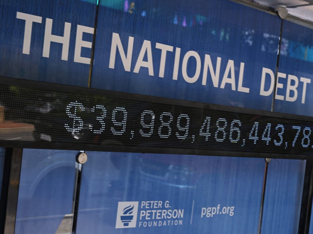 US national debt passes record $40 trillion US national debt passes record $40 trillion
