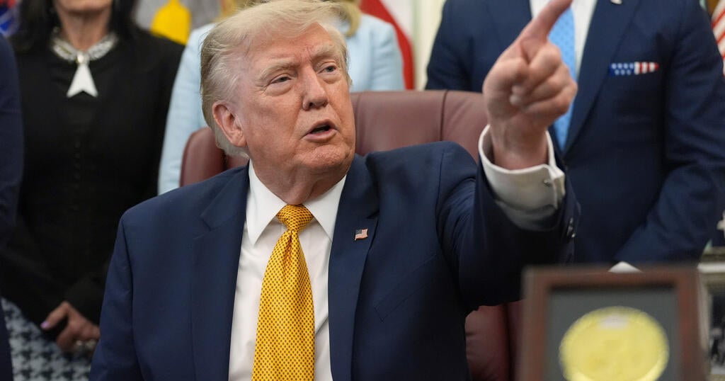 Live Updates: Despite Trump’s remarks, no new negotiations with Iran are planned, U.S. officials tell CBS News Live Updates: Despite Trump's remarks, no new negotiations with Iran are planned, U.S. officials tell CBS News