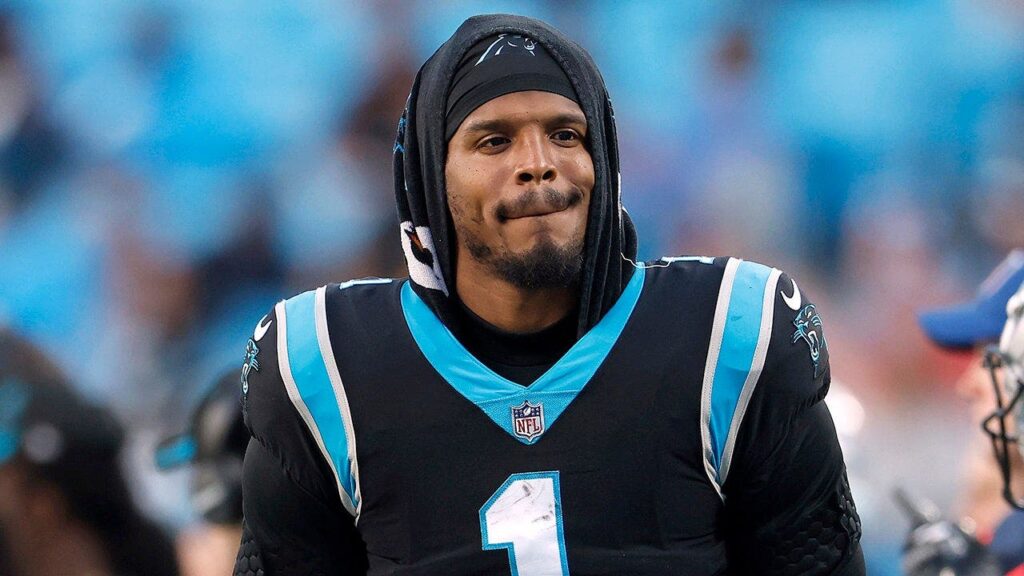 Cam Newton backs Aaron Rodgers, claiming NFL ‘players, coaches and executives’ used fake COVID vaccine cards Cam Newton backs Aaron Rodgers, claiming NFL 'players, coaches and executives' used fake COVID vaccine cards