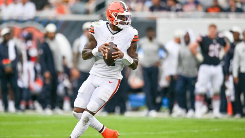 Deshaun Watson outplays Shedeur Sanders in preseason opener, but Browns QB battle leaves plenty to be desired Deshaun Watson outplays Shedeur Sanders in preseason opener, but Browns QB battle leaves plenty to be desired