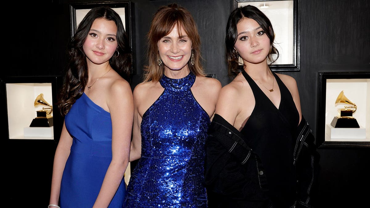 Diane Farr and her daughters at the Grammy Awards in Los Angeles in February 2023.