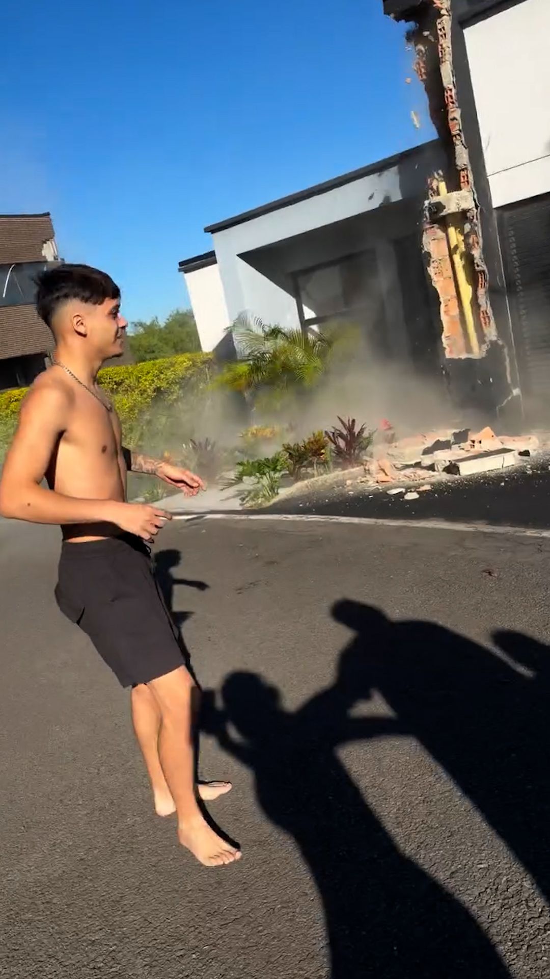 earthquake thumb 1.jpg