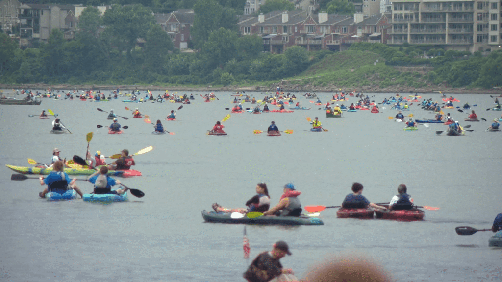 GALLERY: Paddlefest celebrates 25 years in Cincinnati, attempts to break world record