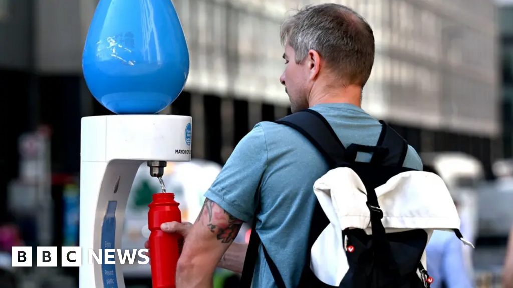 NHS must plan for heatwaves like it does for winter, health secretary says NHS must plan for heatwaves like it does for winter, health secretary says