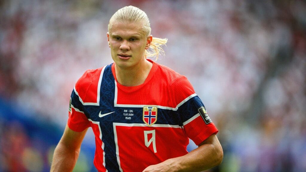 Norwegian soccer star Erling Haaland’s top-tier summer continues, snags pinnacle of celebrity photo Norwegian soccer star Erling Haaland's top-tier summer continues, snags pinnacle of celebrity photo