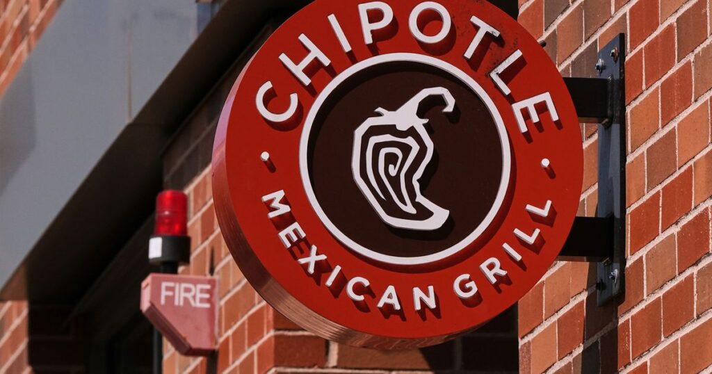 Chipotle pulls jalapeños from some restaurants as health officials investigate salmonella outbreak Chipotle pulls jalapeños from some restaurants as health officials investigate salmonella outbreak
