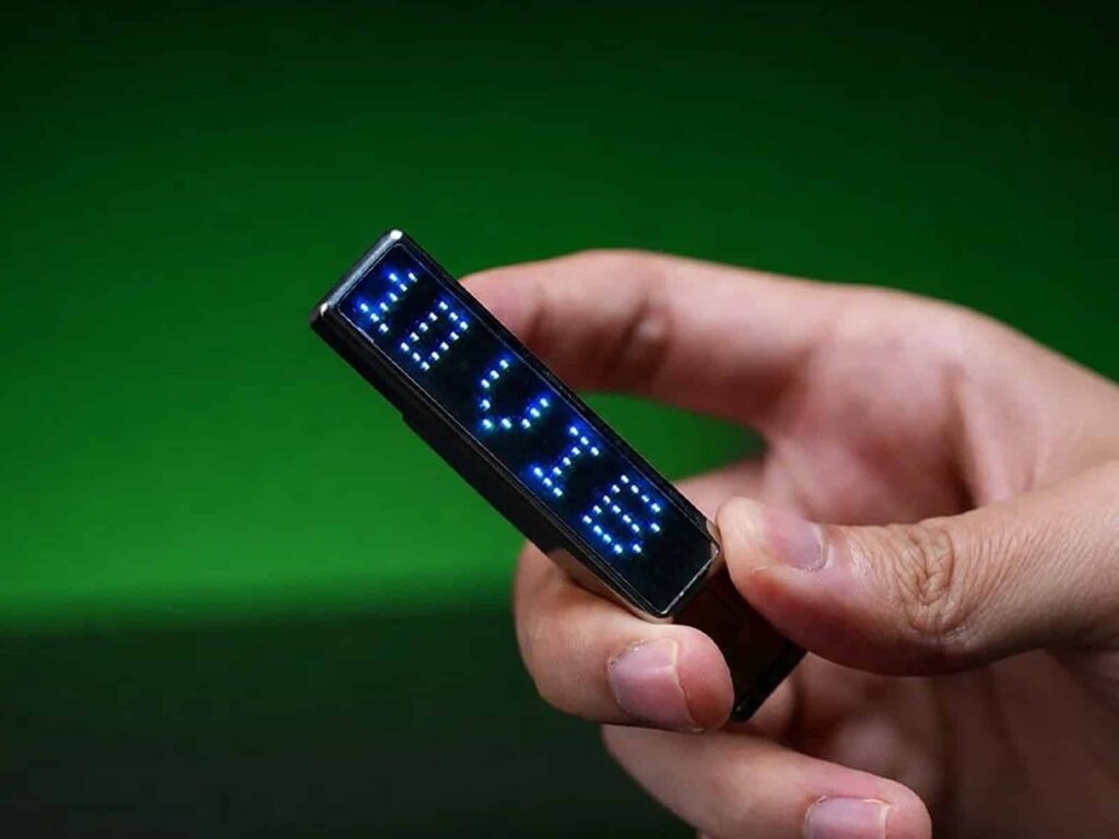 IEZEN EDC FB1 LED Matrix Fidget Toy Hits Kickstarter IEZEN EDC FB1 LED Matrix Fidget Toy Hits Kickstarter