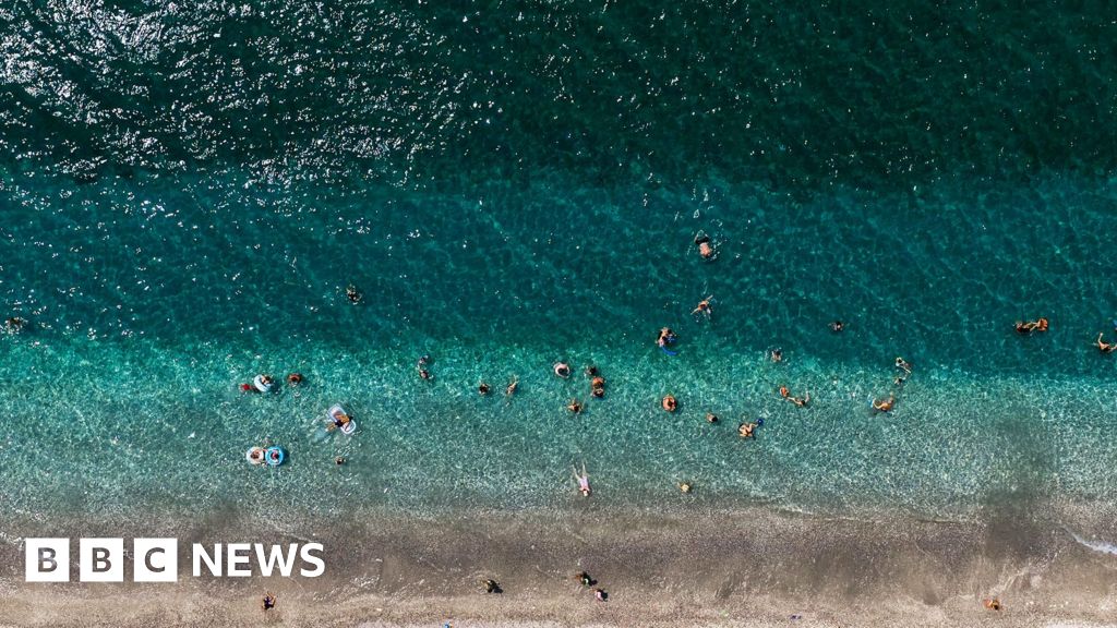 World’s oceans hit record World's oceans hit record