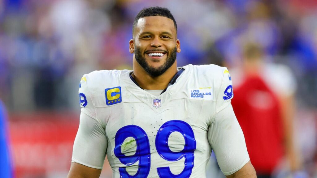 Aaron Donald works out with Rams as potential NFL return gains momentum Aaron Donald works out with Rams as potential NFL return gains momentum