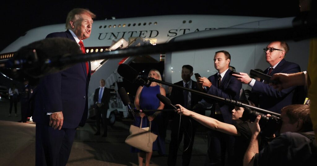 Trump says U.S. has “total control” over Strait of Hormuz and might “keep it” Trump says U.S. has "total control" over Strait of Hormuz and might "keep it"