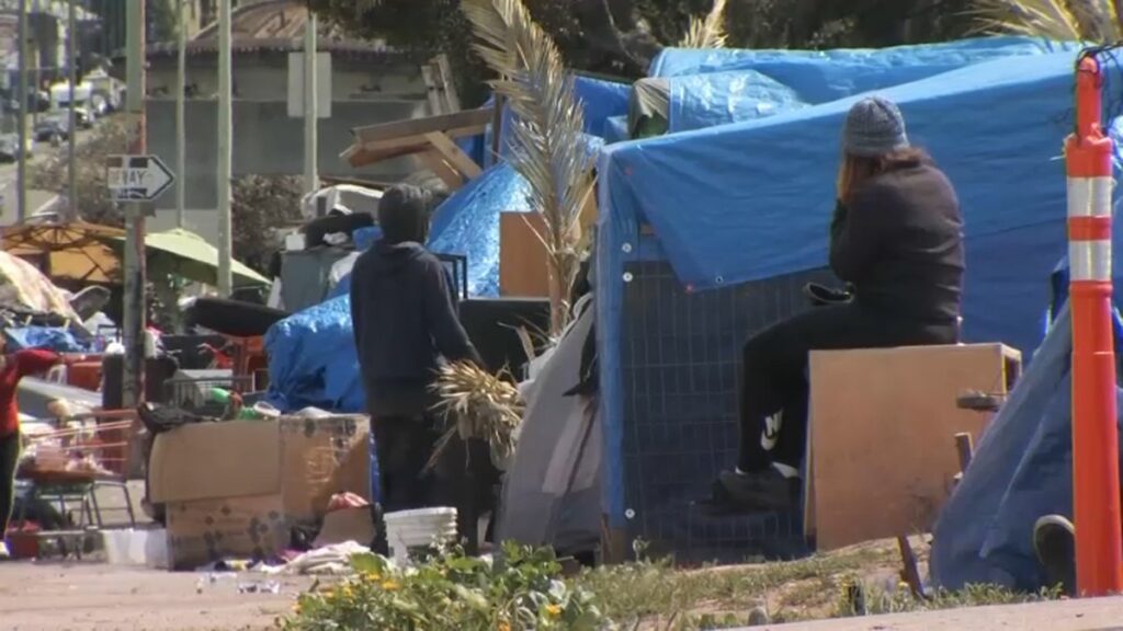 LA City Council rescinds anti LA City Council rescinds anti