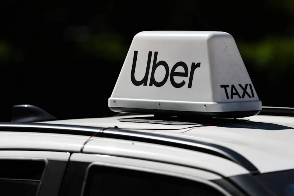 Uber stock drops as bookings guidance disappoints; CEO bets on robotaxi push to grow overall business Uber stock drops as bookings guidance disappoints; CEO bets on robotaxi push to grow overall business