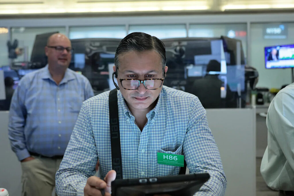 Stock market today: Nasdaq futures slip, Dow and S&P 500 futures inch up as earnings roll on Stock market today: Nasdaq futures slip, Dow and S&P 500 futures inch up as earnings roll on