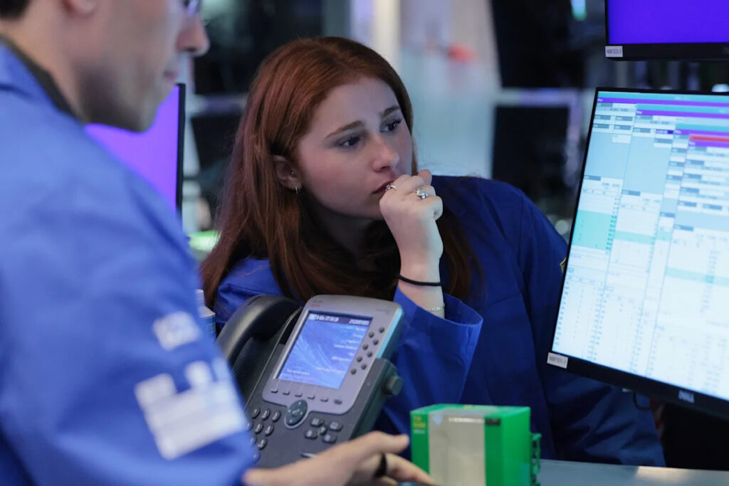 Stock market today: Dow, S&P 500, Nasdaq trending higher on rate hike bets, earnings Stock market today: Dow, S&P 500, Nasdaq trending higher on rate hike bets, earnings