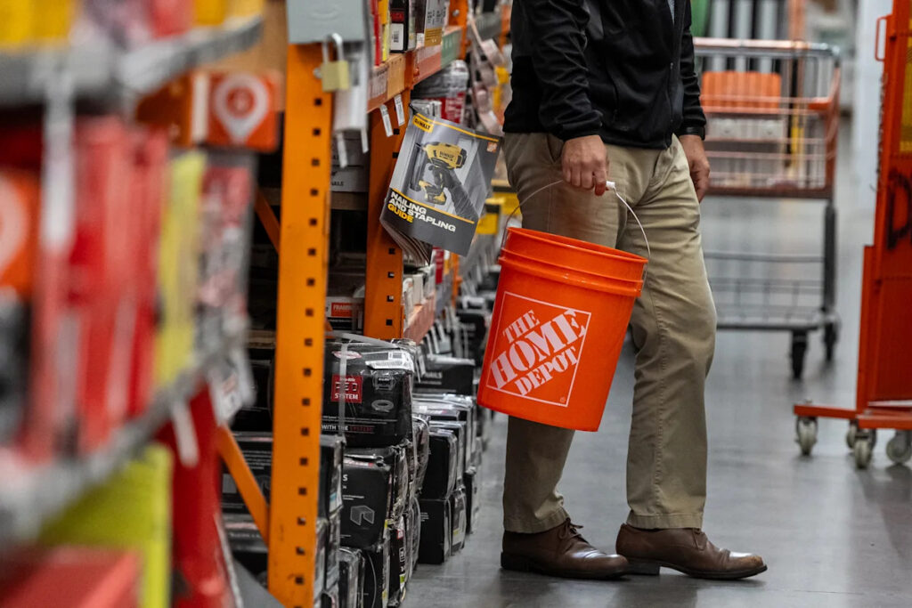 Home Depot Q2 earnings beat forecasts as customers stick to small projects, housing market remains 'frozen'