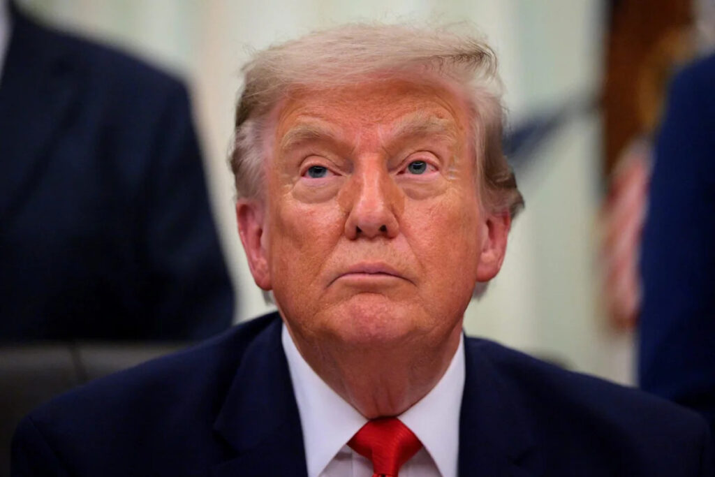 ‘This is insider trading by definition’: Trump sells $100,000 monthly subscription service to Wall Street to further monetize the presidency ‘This is insider trading by definition’: Trump sells $100,000 monthly subscription service to Wall Street to further monetize the presidency