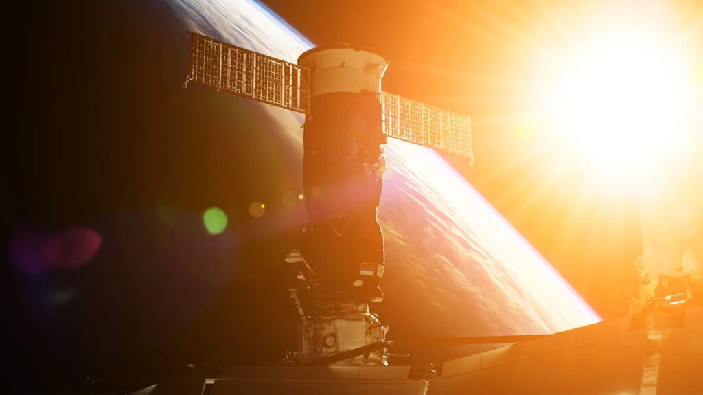 Elon Musk Can't Sell SpaceX Stock Until June 2027 -- But 6 Billion More Shares Could Flood the Market Before Then