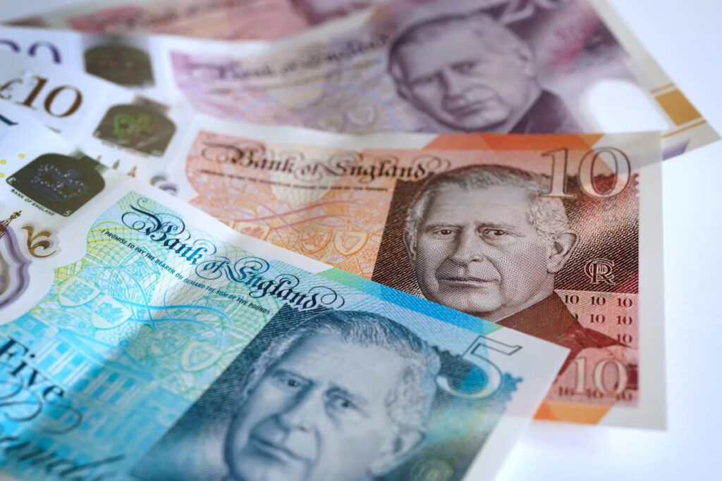 Financial watchdog warns savers could lose everything in high