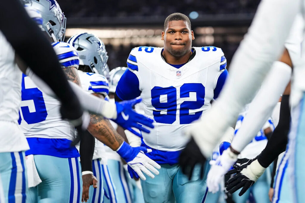 Cowboys, DL Quinnen Williams reach 3