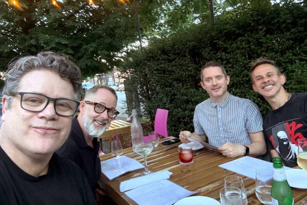 Hobbits unite! “Lord of the Rings”’ Sean Astin, Dominic Monaghan, Elijah Wood, and Billy Boyd reunite for a night out Hobbits unite! “Lord of the Rings”’ Sean Astin, Dominic Monaghan, Elijah Wood, and Billy Boyd reunite for a night out