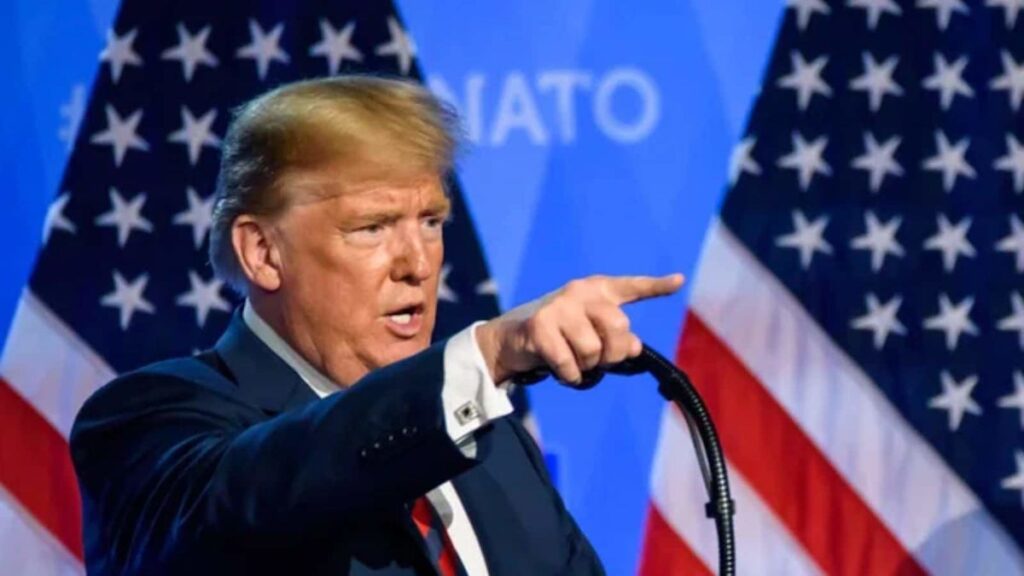 Trump Family Business Empire Faces Fresh Scrutiny as Republicans Join Calls for Answers Trump Family Business Empire Faces Fresh Scrutiny as Republicans Join Calls for Answers