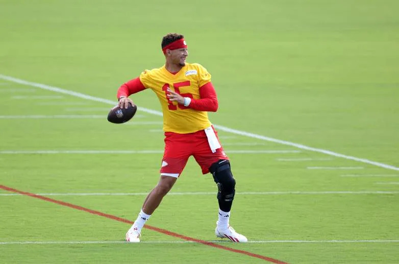 ST JOSEPH, MISSOURI - JULY 26: Quarterback Patrick Mahomes #15 participates during Kansas City Chiefs Training Camp at Missouri Western State University on July 25, 2026 in St Joseph, Missouri. (Photo by Jamie Squire/Getty Images)