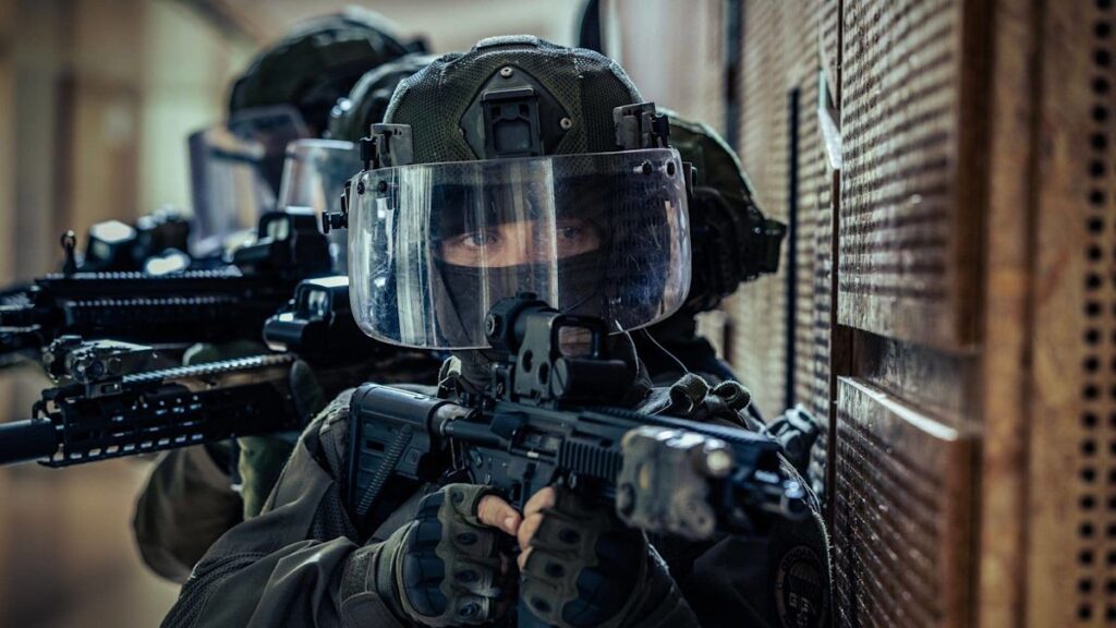 Netflix's 'masterpiece' police drama has viewers staying 'up until 3 am'