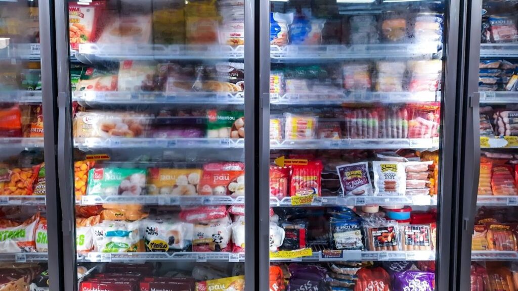 The Frozen Food Nutrition Experts Actually Buy for Themselves The Frozen Food Nutrition Experts Actually Buy for Themselves