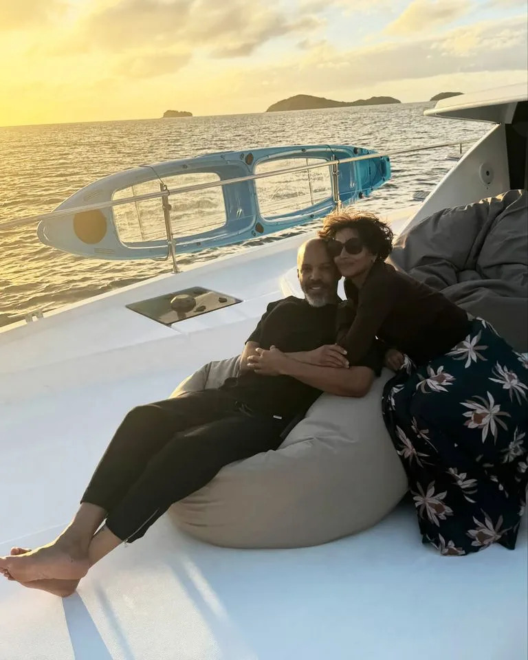 Van Hunt and Halle Berry on vacationCredit: Halle Berry/Instagram