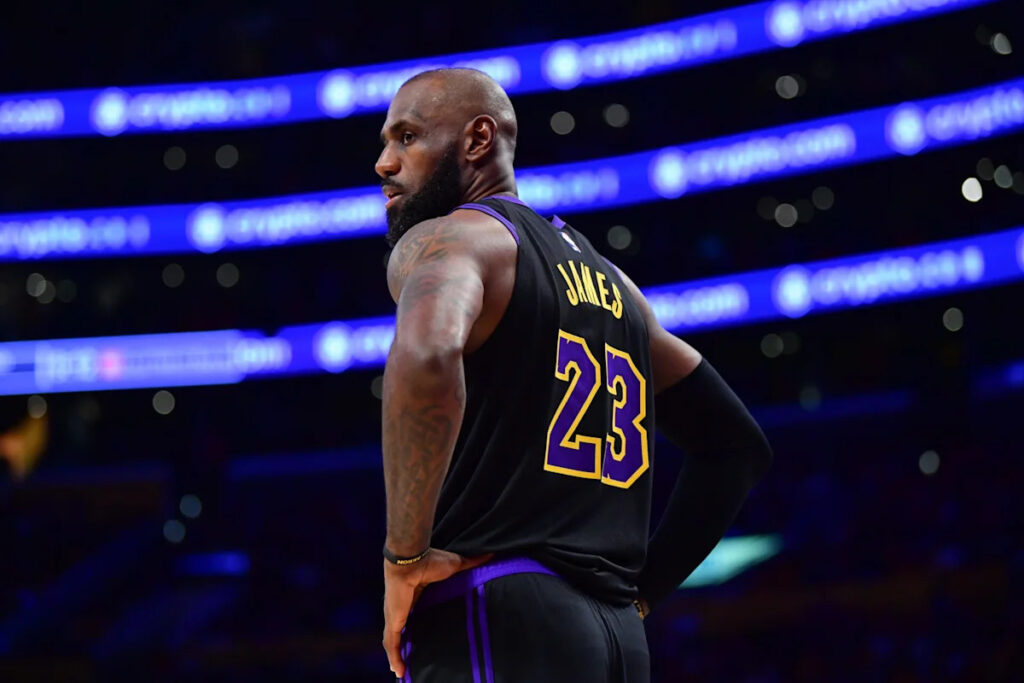 LeBron James leaving Los Angeles looks even better now LeBron James leaving Los Angeles looks even better now
