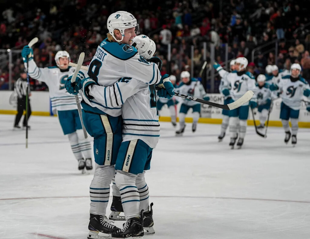 Flyers Have Interesting Trade Target to Consider in Former Sharks 1st