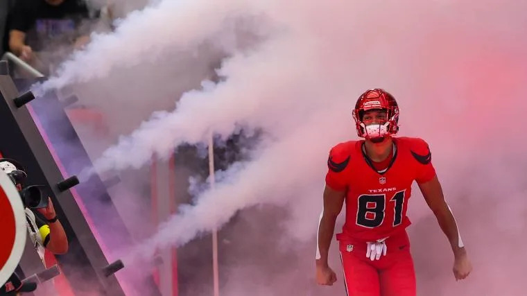 Texans get awful season Texans get awful season