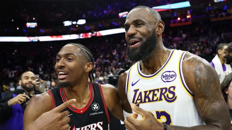 Tyrese Maxey breaks down what it was like to recruit LeBron James to the 76ers Tyrese Maxey breaks down what it was like to recruit LeBron James to the 76ers