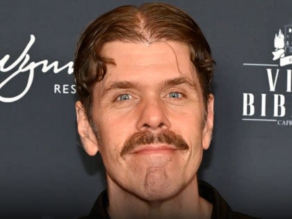 Perez Hilton Receiving Inpatient Mental Health Care, Site Starting To Post Again Perez Hilton Receiving Inpatient Mental Health Care, Site Starting To Post Again